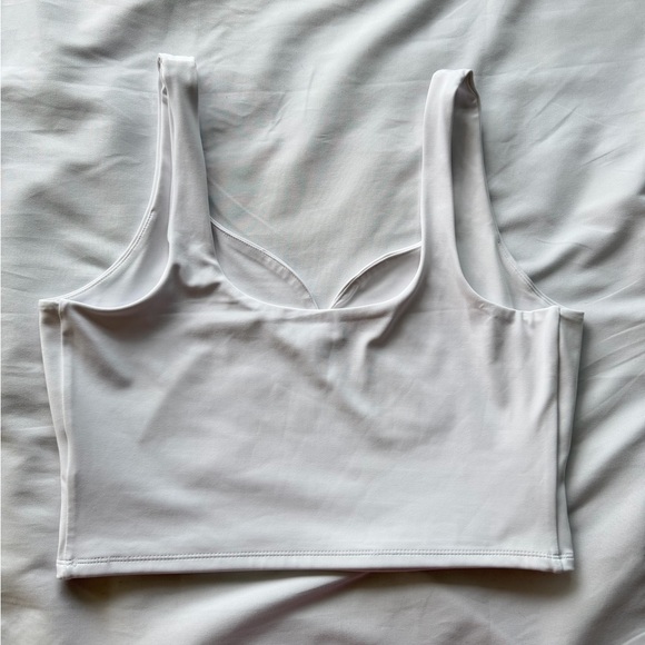 Express White Sleeveless Top - Picture 3 of 3